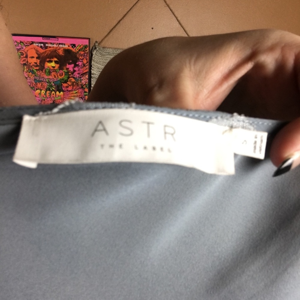 ASTR / Blue Floral Wrap Dress - Picture 7 of 7